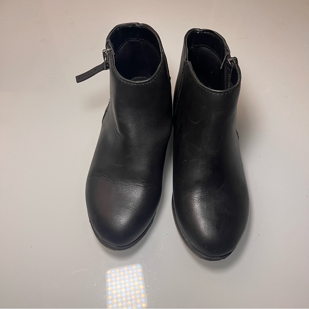 Cat & Jack • Black‎ Booties